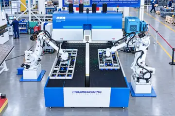 Robotlu panel büküm hücresi